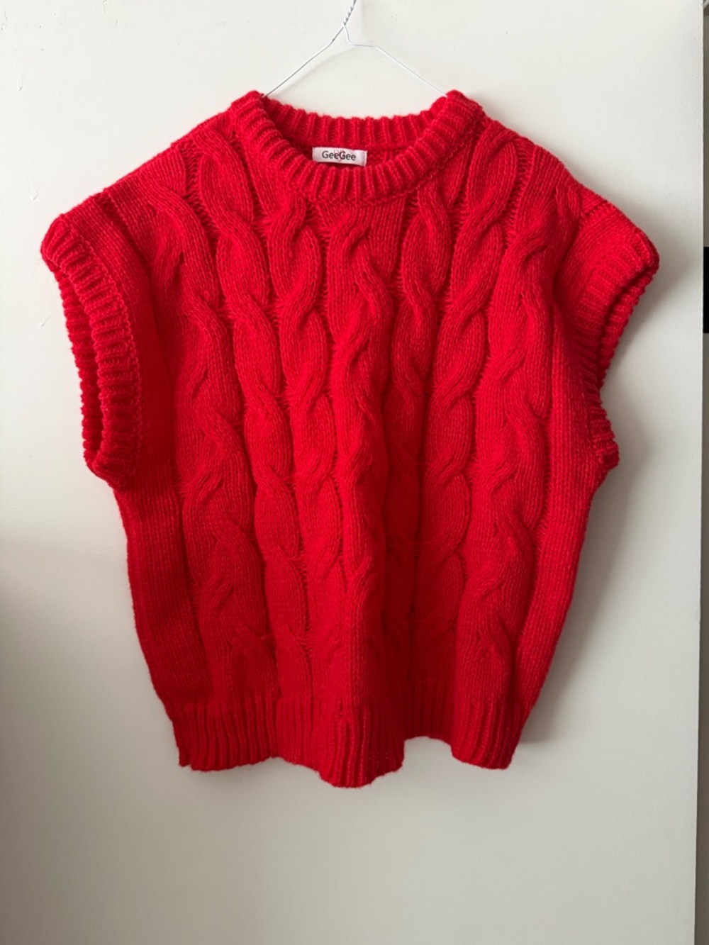 Red Cable Knit Sleeveless Sweater Vest